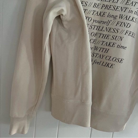 California Aesthetic Healthy Slow Living Spiritual Mantra Sweatshirt - Like New - Picture 10 of 13